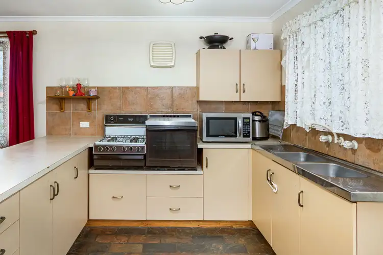 Fourth view of Homely house listing, 6 Robin Street, Murray Bridge SA 5253