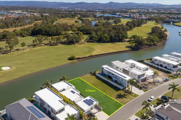 7628 Fairway Boulevard, Hope Island QLD 4212