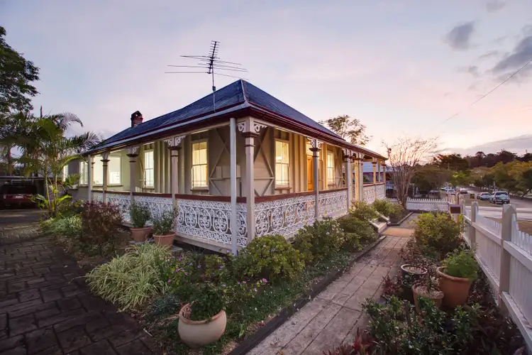 12 Quarry Street, Ipswich QLD 4305