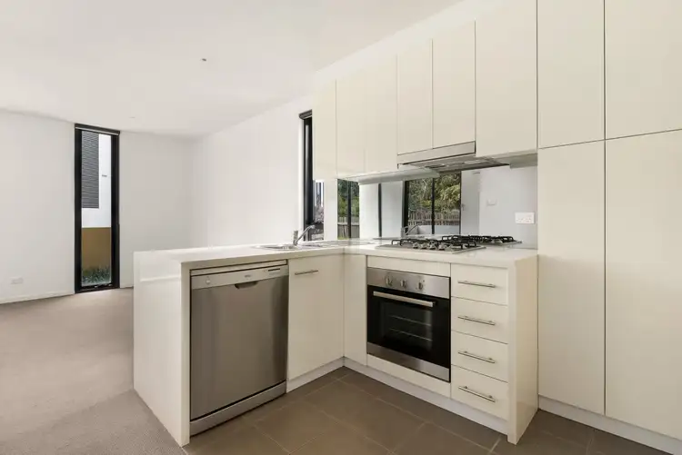 Fifth view of Homely apartment listing, 2/6 Newbury Walk, Bundoora VIC 3083