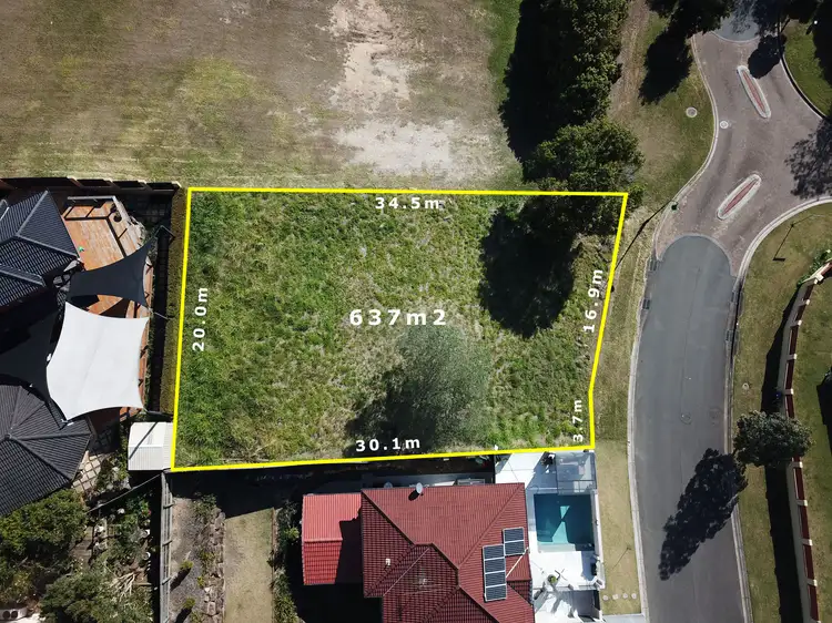 33 Kenilworth Place, Carindale QLD 4152