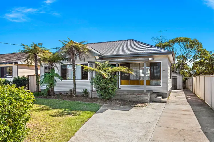 23 Bass Street, Barrack Heights NSW 2528