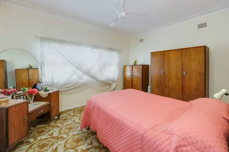 Fifth view of Homely house listing, 4 Belmont Parade, Mount Colah NSW 2079