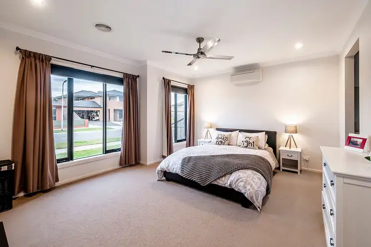 Second view of Homely house listing, 5 Barwon Street, Clyde North VIC 3978