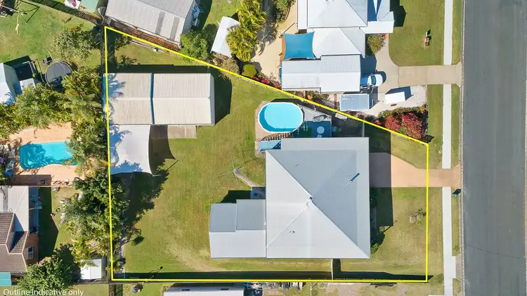 40 Vanda Street, Urangan QLD 4655
