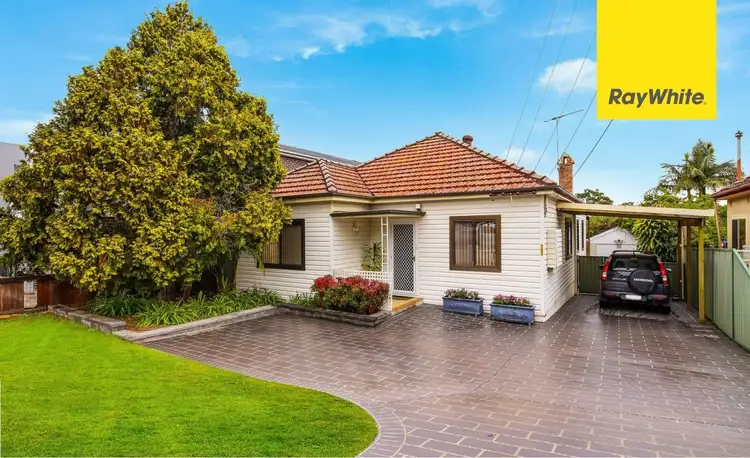 137 Belmore Road, Peakhurst NSW 2210