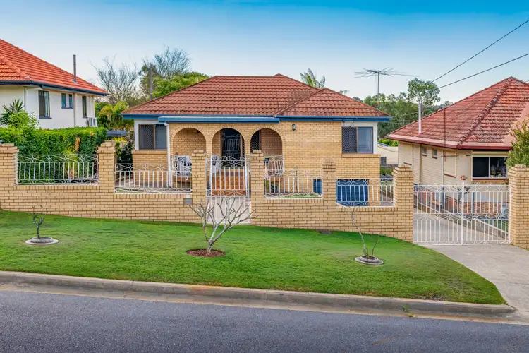 33 Sheehy Street, Stafford QLD 4053