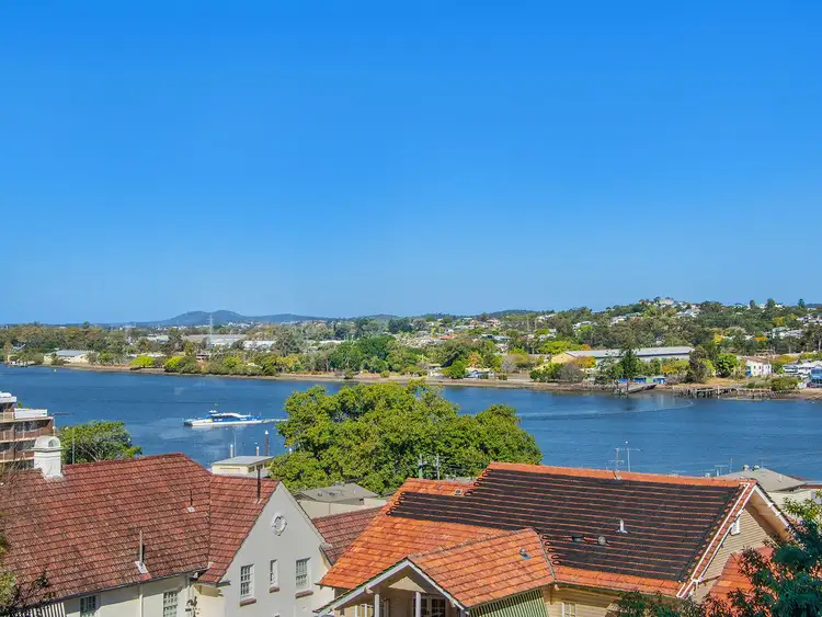 Second view of Homely apartment listing, 6/1 Rossiter Parade, Hamilton QLD 4007