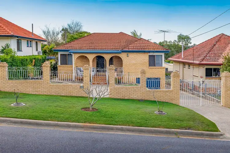 33 Sheehy Street, Stafford QLD 4053