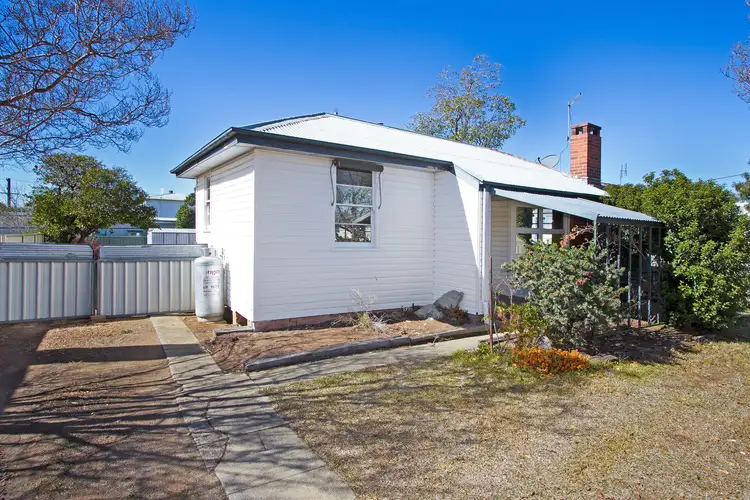 Main view of Homely house listing, 27 Petra Avenue, Tamworth NSW 2340