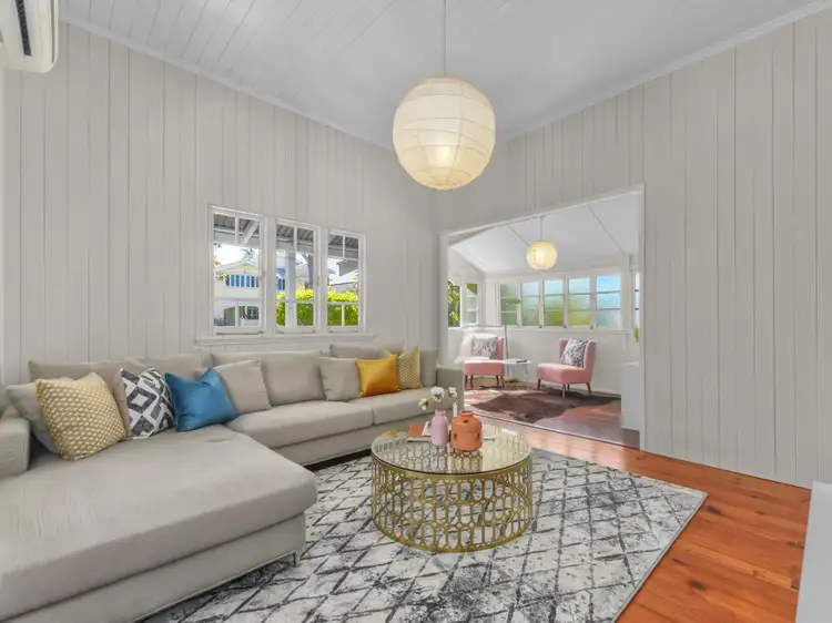 15 Wellstead Avenue, Coorparoo QLD 4151