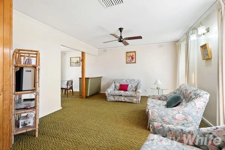 Fourth view of Homely house listing, 5 Orana Court, Moorabbin VIC 3189