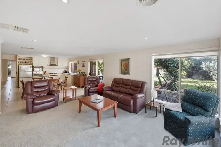 Sixth view of Homely house listing, 8 James Court, Rutherglen VIC 3685