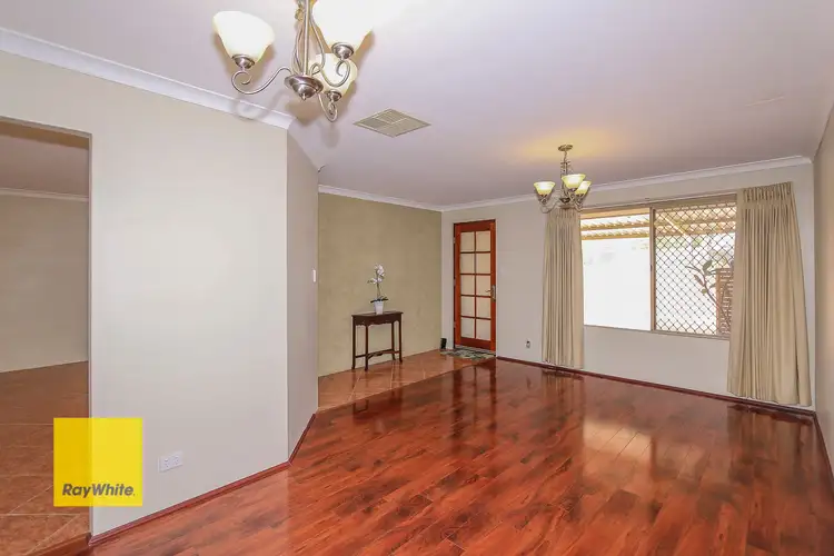 11 Teviot Place, Beechboro WA 6063