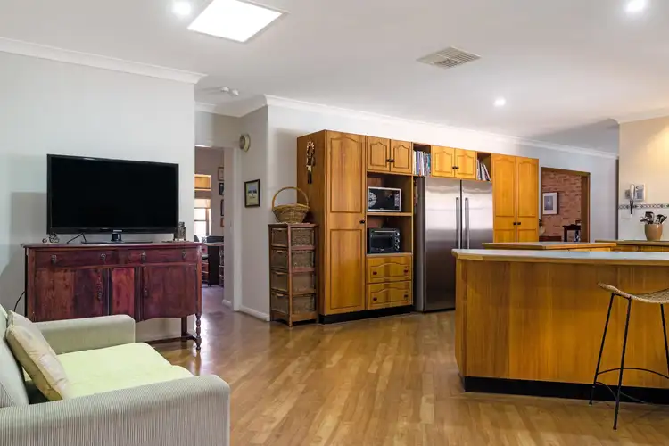 Sixth view of Homely house listing, 9 Susan Place, Dubbo NSW 2830