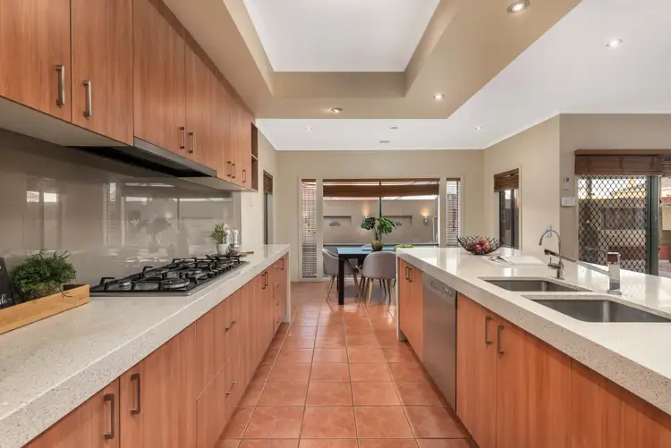 Fourth view of Homely house listing, 8 Inglewood Court, Mill Park VIC 3082