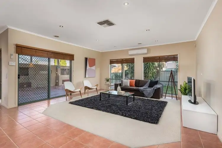 Fifth view of Homely house listing, 8 Inglewood Court, Mill Park VIC 3082