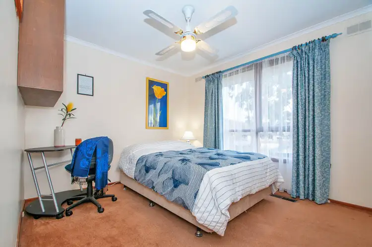 Fifth view of Homely house listing, 3 Donald Close, Kilsyth VIC 3137