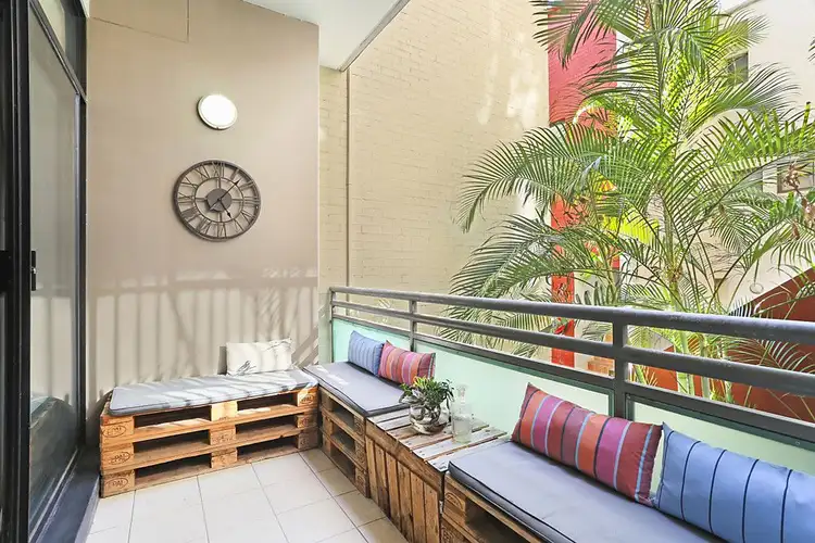 Third view of Homely apartment listing, 23/26-34 McElhone Street, Woolloomooloo NSW 2011
