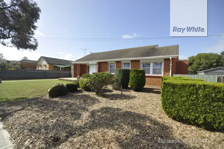 17 Jarvis Road, Elizabeth Vale SA 5112