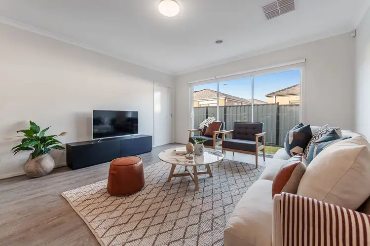 Seventh view of Homely house listing, 18 Tarrion Rise, Craigieburn VIC 3064