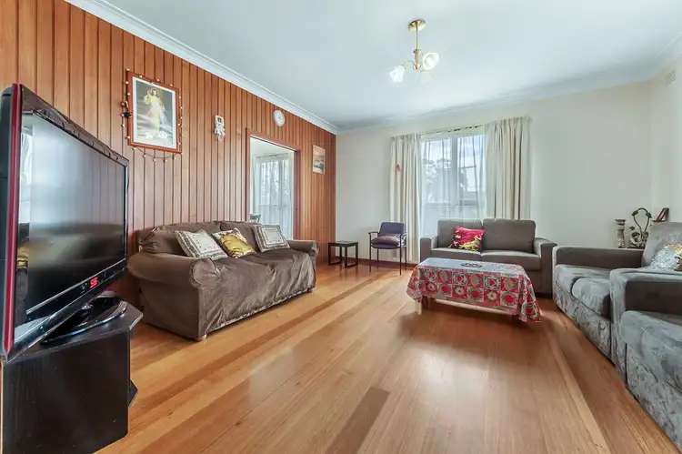 Fifth view of Homely house listing, 5 Medway Road, Craigieburn VIC 3064