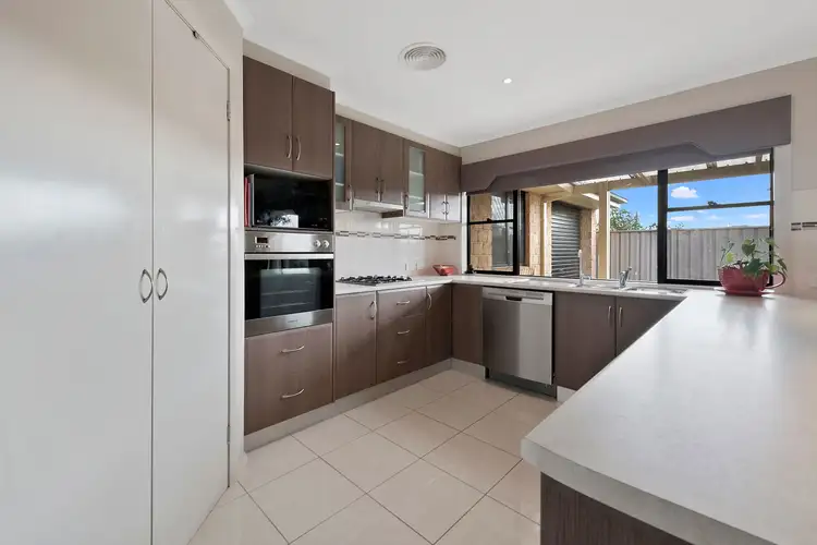 Fifth view of Homely house listing, 10 Mary Court, Yarrawonga VIC 3730