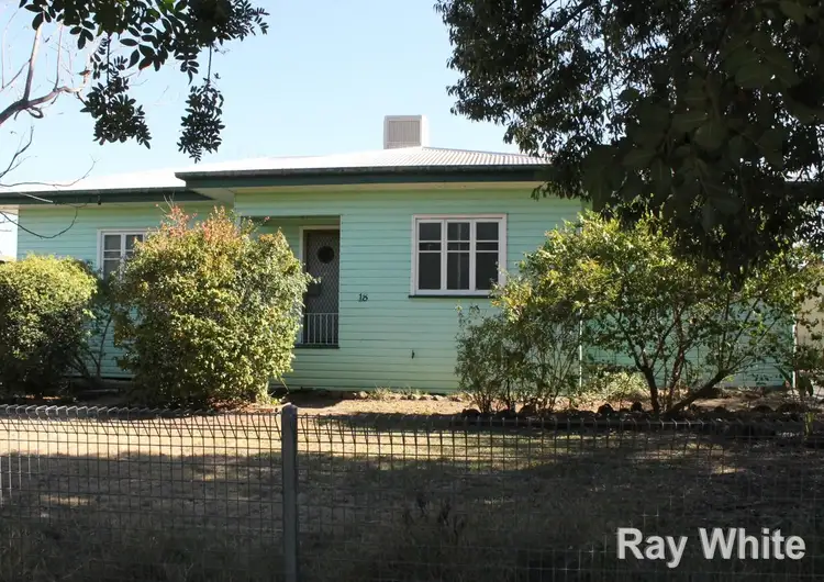 18 Geisel Street, Dalby QLD 4405