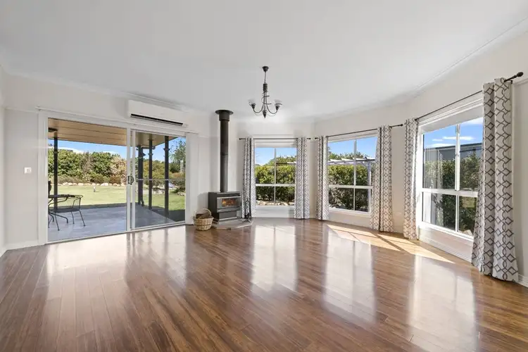 Sixth view of Homely house listing, 15 Mountview Court, Highfields QLD 4352