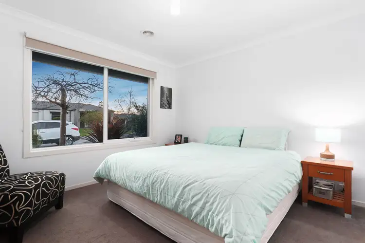 Second view of Homely house listing, 8 Persimmon Lane, Pakenham VIC 3810