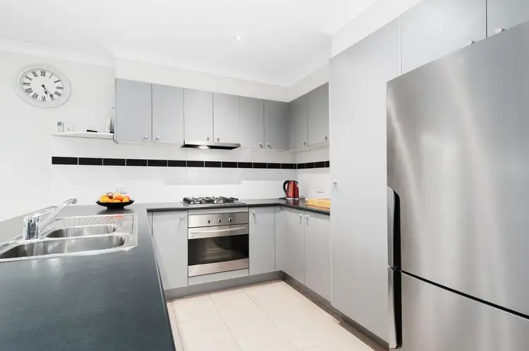 Fourth view of Homely house listing, 8 Persimmon Lane, Pakenham VIC 3810