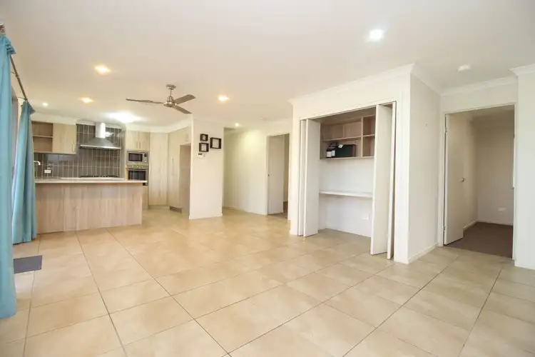 Fifth view of Homely house listing, 180 Opal Street, Emerald QLD 4720