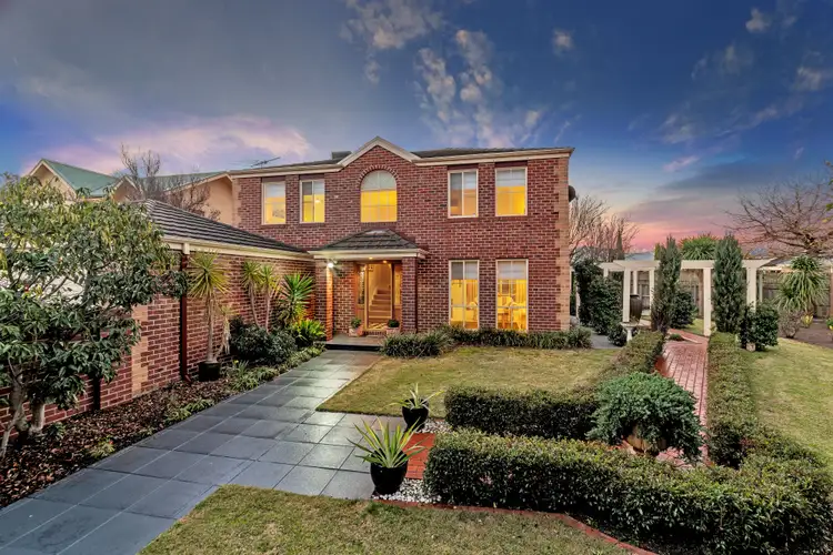 5 Webster Court, Highton VIC 3216