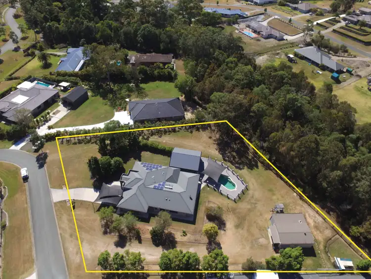 10 Howard Hughes Court, Maudsland QLD 4210