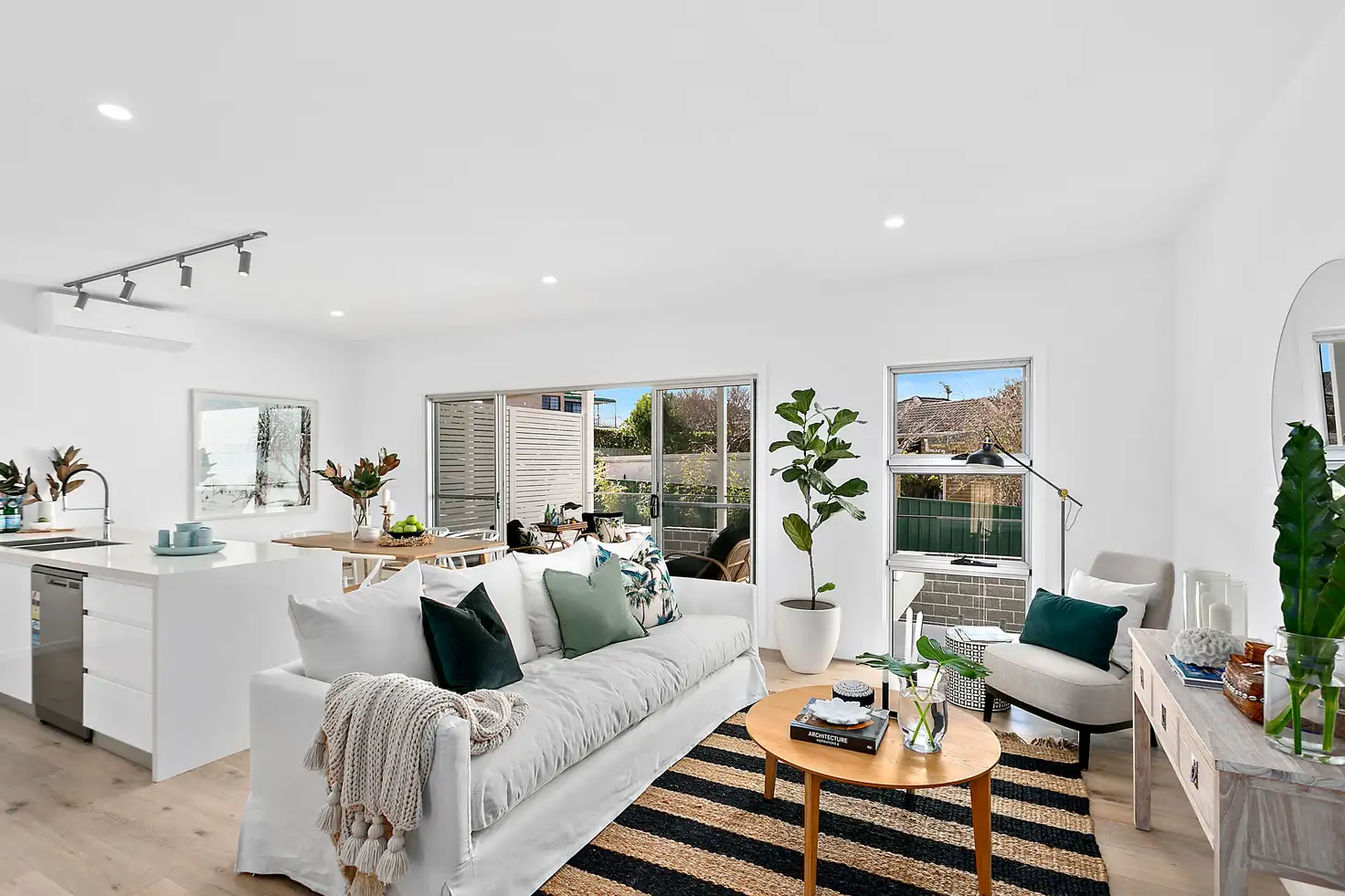 Main view of Homely townhouse listing, Unit 3/4 Gardeners Crescent, Shellharbour NSW 2529