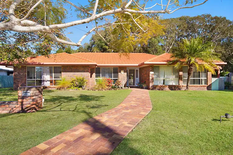 30 Coonawarra Court, Yamba NSW 2464
