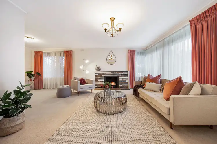 Second view of Homely house listing, 5 Mangana Drive, Mulgrave VIC 3170