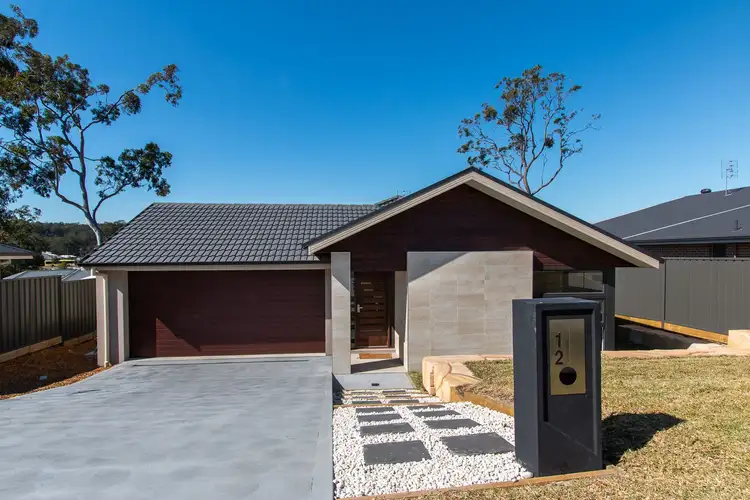 12 Bellavia Street, Cameron Park NSW 2285