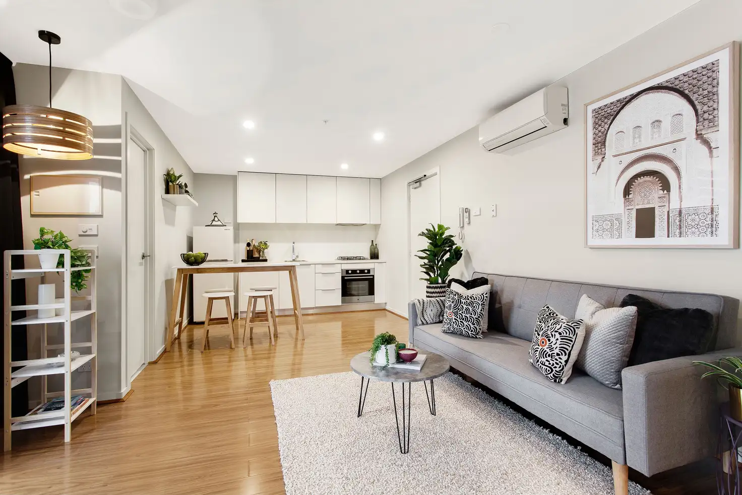 Main view of Homely apartment listing, 18/40 Koornang Road, Carnegie VIC 3163