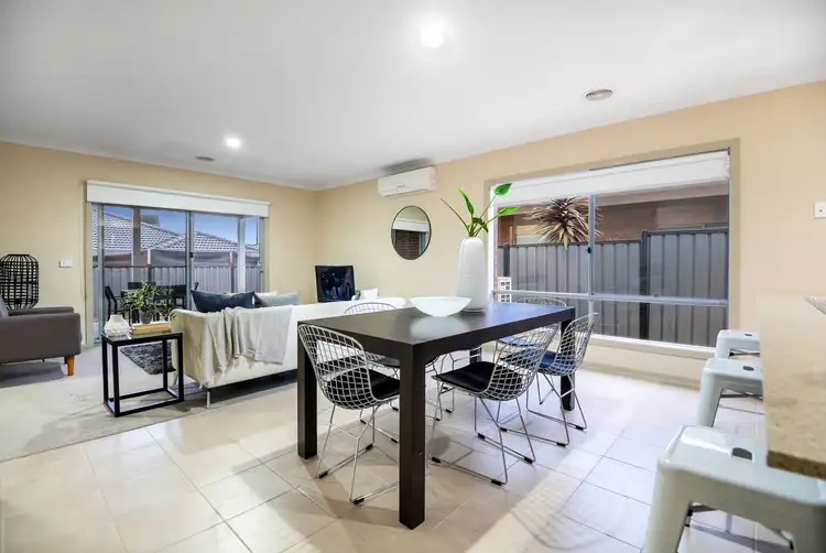 Fifth view of Homely house listing, 40 Cockatiel Circuit, Craigieburn VIC 3064