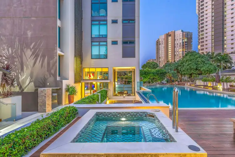 3/20 Hughes Avenue, Main Beach QLD 4217