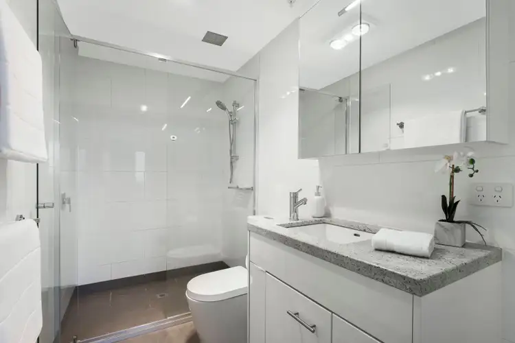 Sixth view of Homely apartment listing, 11/81 Koornang Road, Carnegie VIC 3163