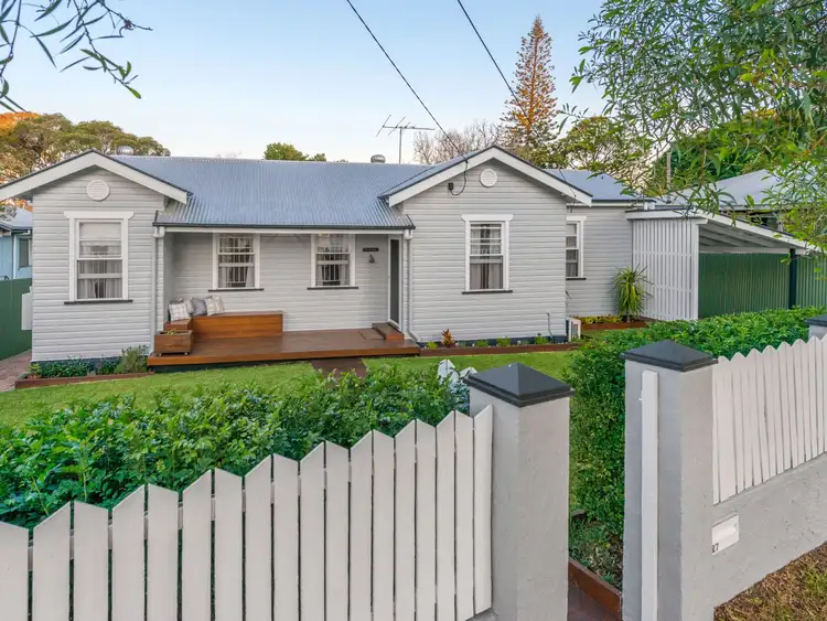 27 Carter Street, Northgate QLD 4013