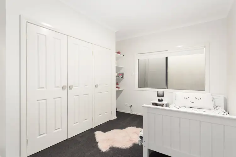 Seventh view of Homely house listing, 20 Stockmans Circuit, Pakenham VIC 3810