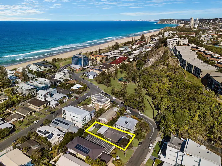 3 Petrel Avenue, Mermaid Beach QLD 4218