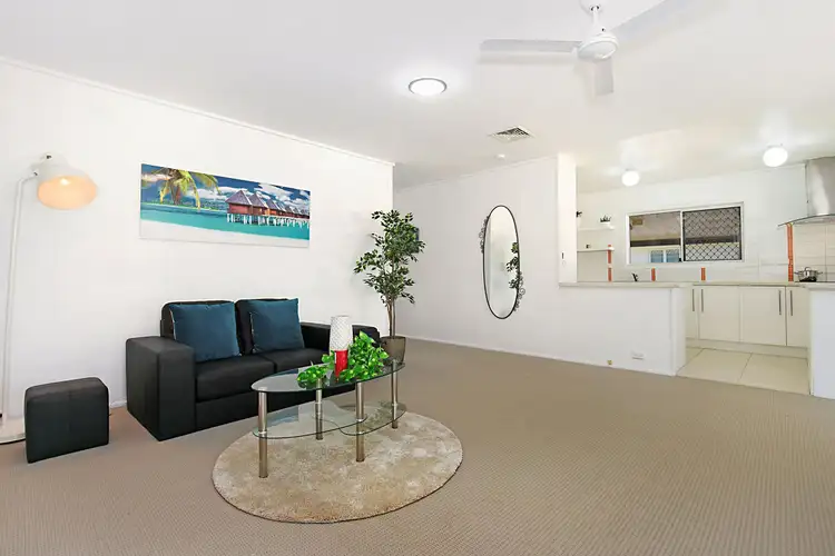 Second view of Homely house listing, 25 Oriole Crescent, Slacks Creek QLD 4127