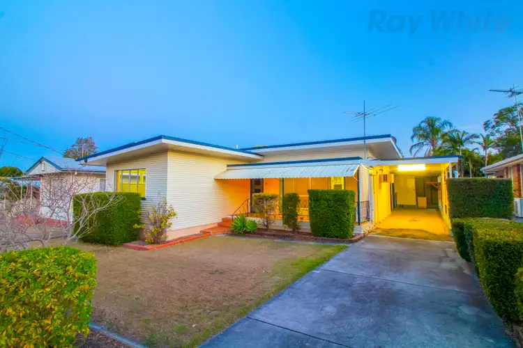 11 Gomer Street, Booval QLD 4304