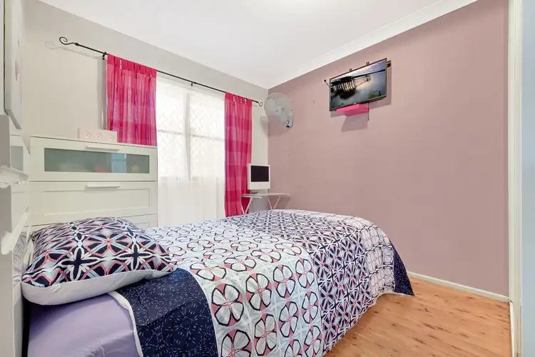 Fifth view of Homely villa listing, 8/9 Clifford Crescent, Ingleburn NSW 2565
