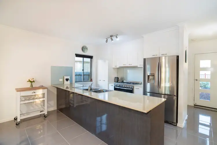 12 Parkview Drive, Little Mountain QLD 4551