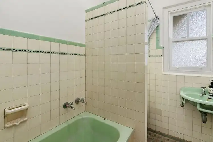 Fifth view of Homely apartment listing, 3/56 Hilltop Crescent, Fairlight NSW 2094